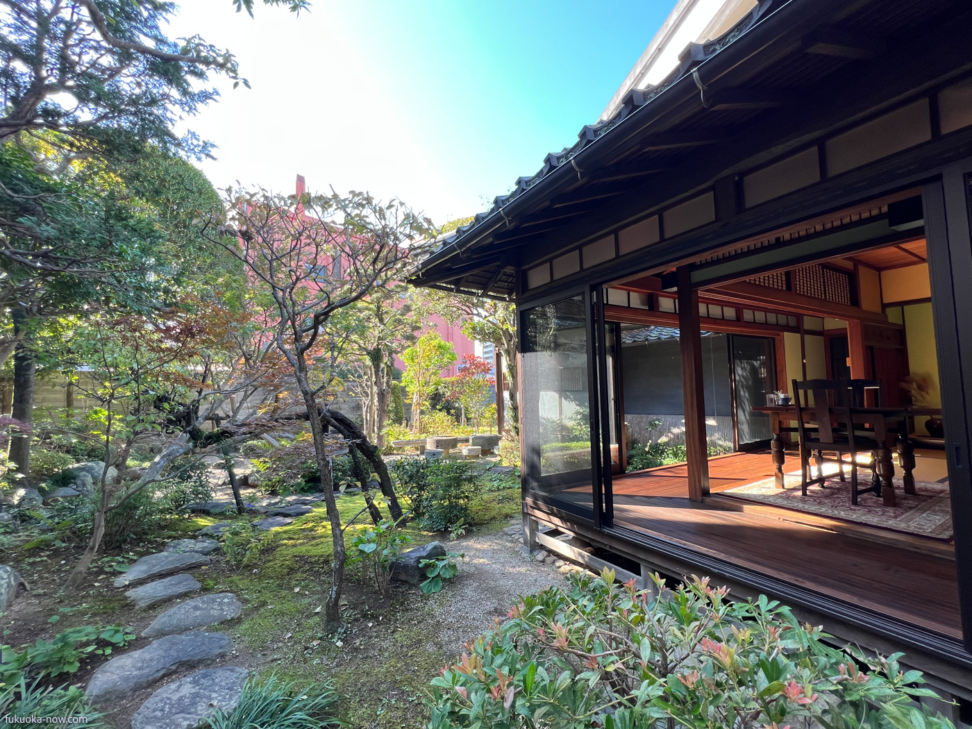 Kozainomori (former Nishihara Residence) in Itoshima, 糸島の古材の森（旧西原邸）豪商の屋敷の庭